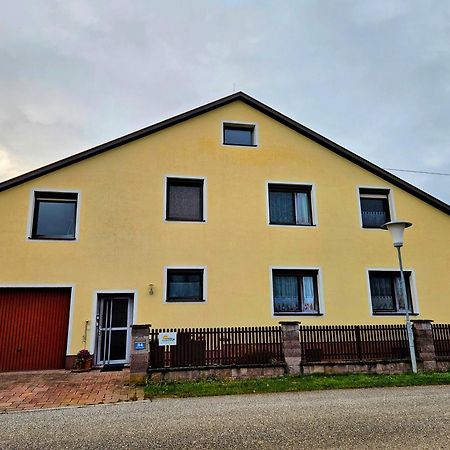 Apartment Moni In Lutzmannsburg, 1 Km Von Der Sonnentherme Entfernt - Apartment Mit 3 Schlafzimmern Экстерьер фото
